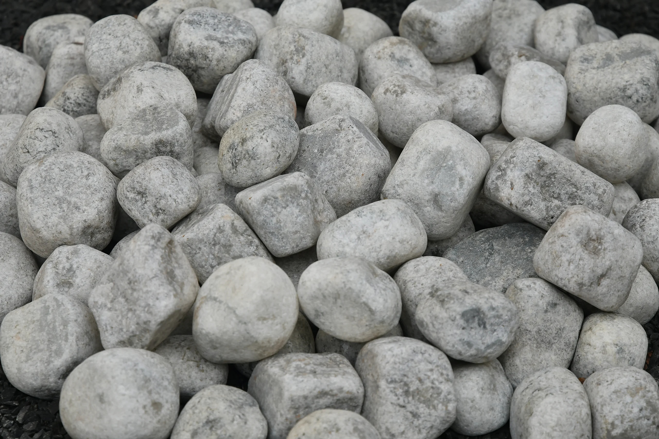 White Pebbles Smooth